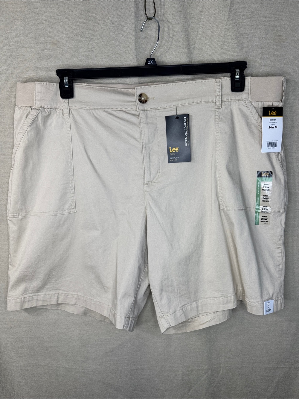 Lee Shorts Tan Cargo Style in Size 24W  NWT - Picture 2 of 15
